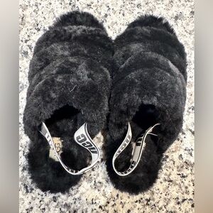 New UGG Women's Charcoal Fluffy Slippers